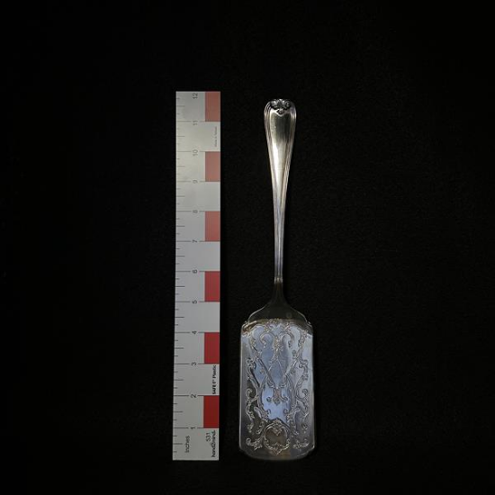 Picture of SP Cake Server